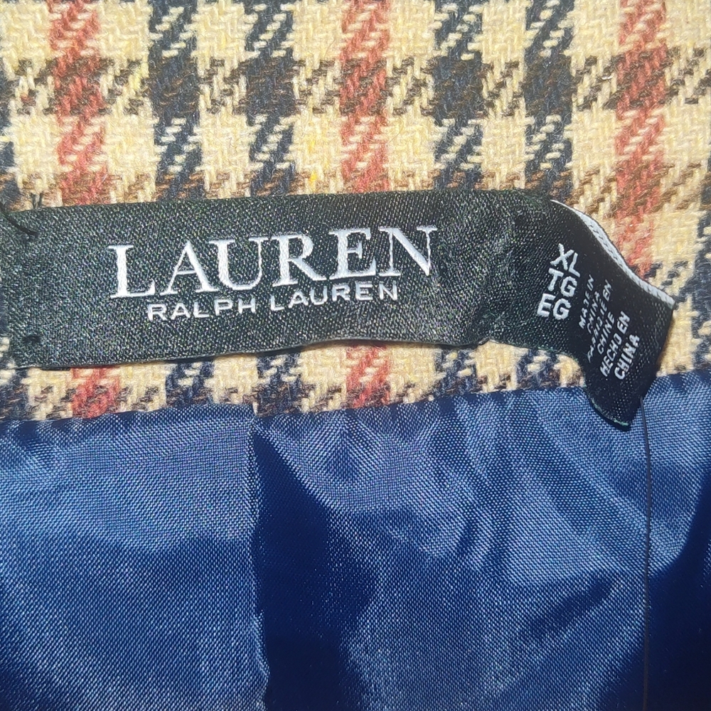 Ralph Lauren Plaid Blazer with Brown Collar - Picture 2 of 9